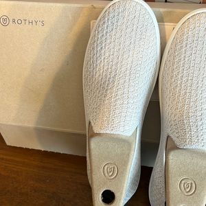 Rothys style 006-124